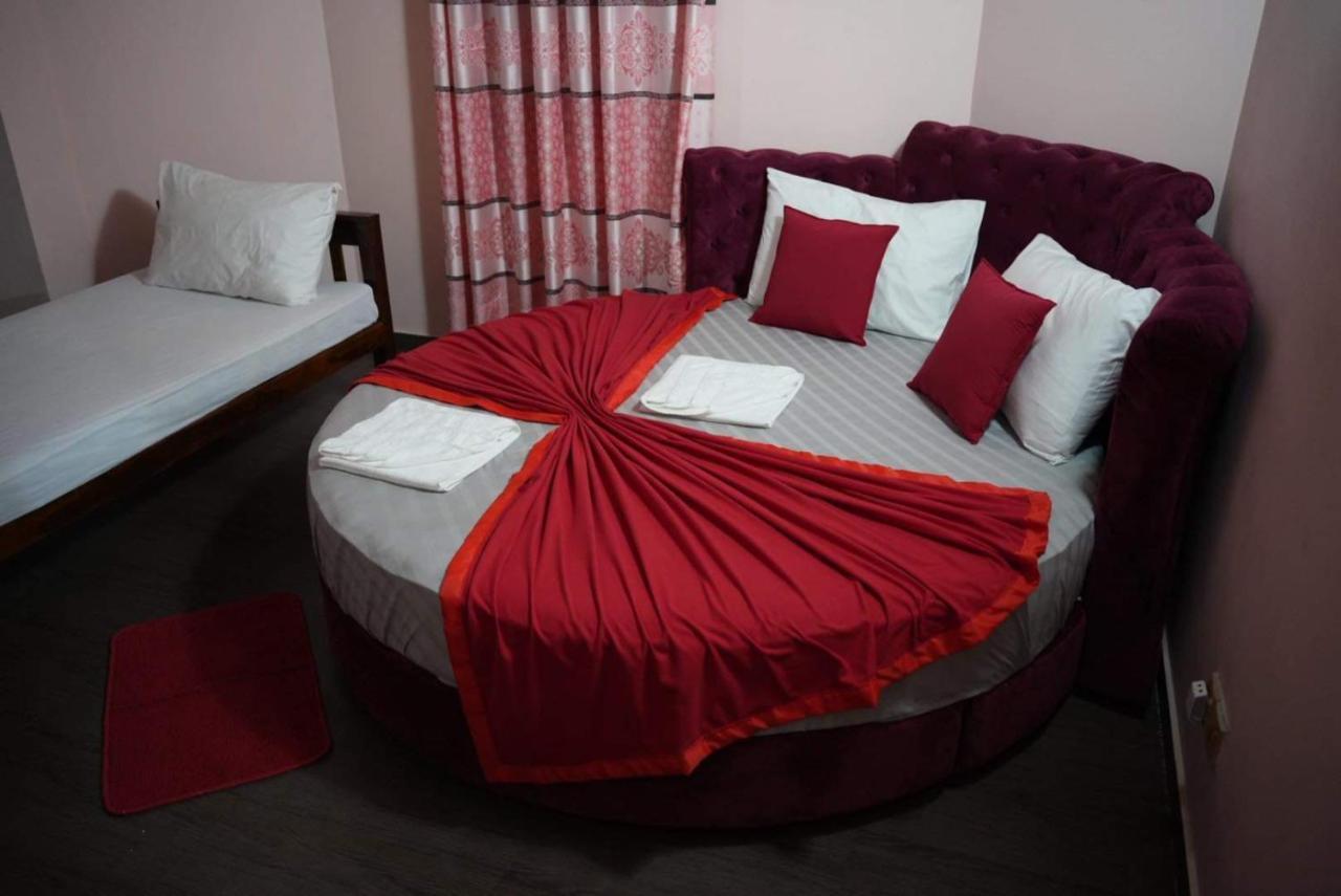 Airport Villa D 87 Katunayaka Ngoại thất bức ảnh
