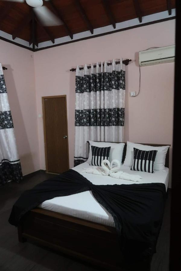 Airport Villa D 87 Katunayaka Ngoại thất bức ảnh